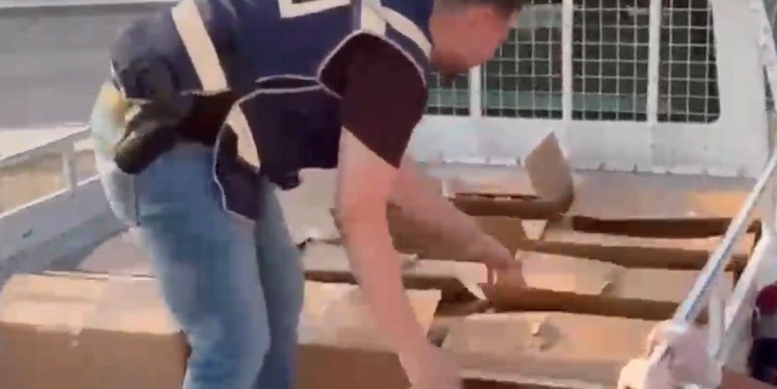 İzmir’de, Karabağlar İlçe Emniyet Müdürlüğü Araştırma Büro Amirliği ekiplerince gerçekleştirilen