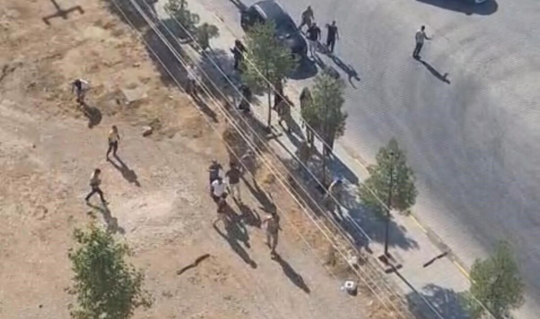 Diyarbakır’ın Ergani ilçesinde nizamiye kapısında arazi anlaşmazlığı yüzünden çıkan kavgayı
