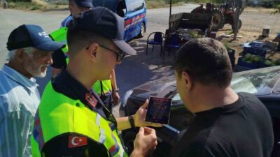 Bilecik’in Gölpazarı ilçesinde jandarma ekipleri, orman yangınları konusunda halkı uyardı.