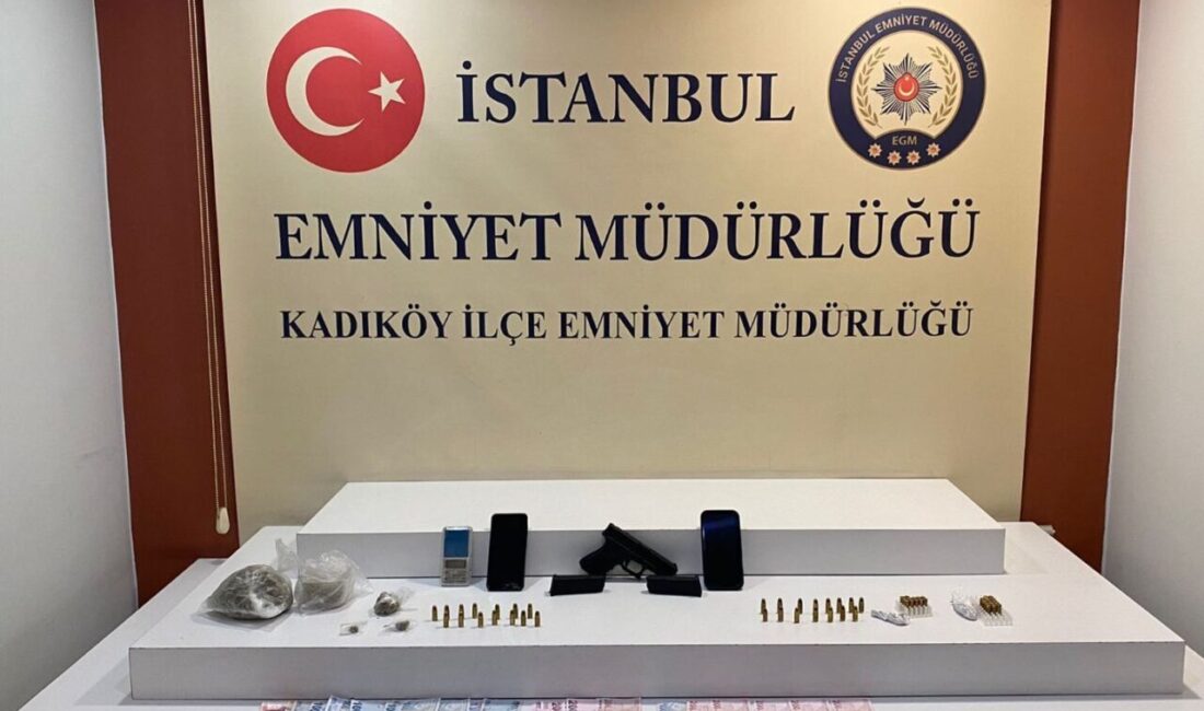 Kadıköy’de polis ekiplerinin çalışması sonucunda, E.P. (43) adlı şahıs yakalandı.