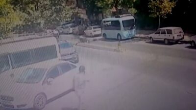 İstanbul’un Kağıthane ilçesinde bir yayaya karşıdan karşıya geçmeye çalışırken bir