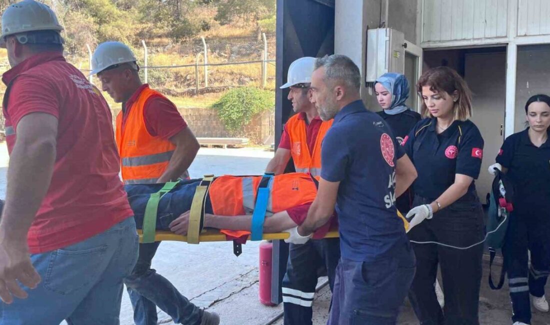 Kahramanmaraş Büyükşehir Belediyesi tarafından yönlendirilen bir yangın söndürme ve acil