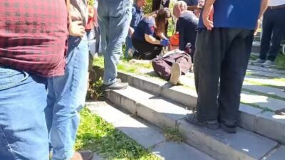 Develi ilçesinde bir vatandaş, yürürken aniden kalp krizi geçirerek yere