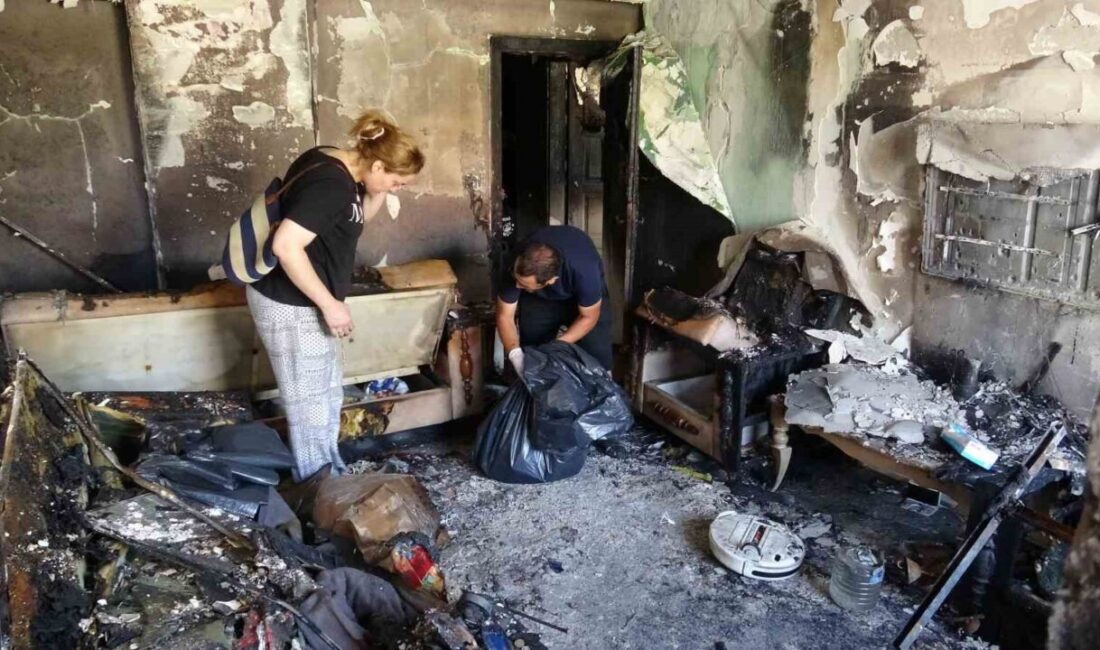 Hatay’da bir apartman dairesinde meydana gelen patlamalar sonucu çıkan yangında
