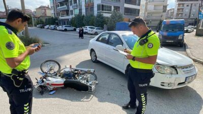 Karaman’da bir trafik kazasında otomobil ile motosiklet çarpıştı, sonucunda 1