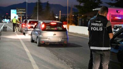 Karaman’da polis tarafından gerçekleştirilen asayiş ve trafik denetimlerinde, çeşitli suçlardan