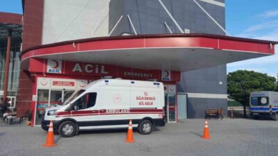 Konya’nın Karapınar ilçesinde meydana gelen trafik kazasında otomobil ile elektrikli