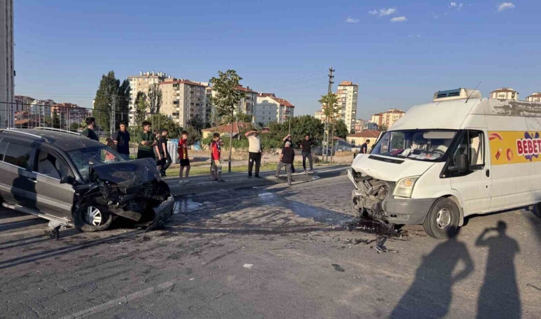 Melikgazi ilçesinde meydana gelen trafik kazasında, otomobilin karşı şeride geçerek