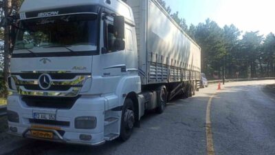 Karabük’te meydana gelen trafik kazasında, savrulan dorsesinin karşı yönden gelen