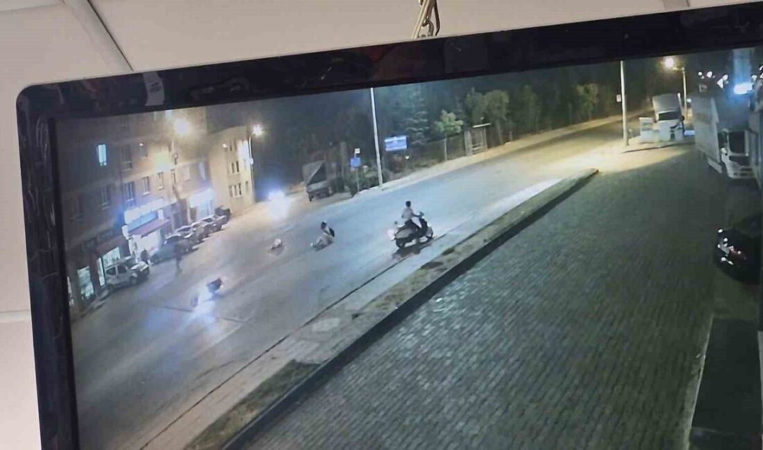 Eskişehir’de bir motosikletin bir yayaya çarpması sonucu meydana gelen ve