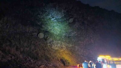 Kars’ta, Bayrampaşa Mahallesi’nde meydana gelen olayda bir kişi, 50 metre