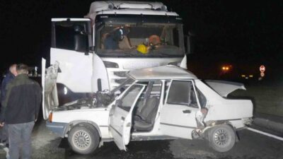 Kastamonu’nun Taşköprü ilçesinde meydana gelen trafik kazasında, bir tır ile