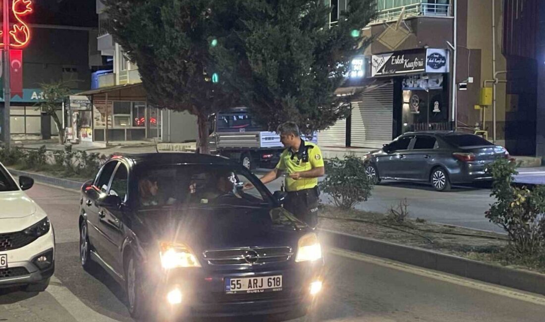 Samsun Kavak İlçe Emniyet Müdürlüğü’ne bağlı trafik ve asayiş ekipleri,