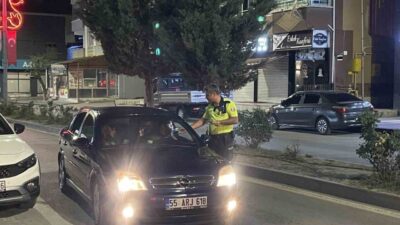 Samsun Kavak İlçe Emniyet Müdürlüğü’ne bağlı trafik ve asayiş ekipleri,