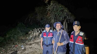 Bilecik’te bir çoban ile 100 koyunun kaybolduğu ihbarı üzerine jandarma