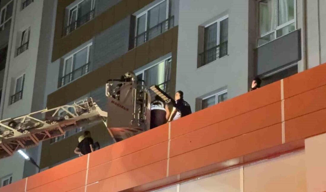Kayseri’nin Melikgazi ilçesinde 13. kattaki bir binada henüz belirlenemeyen bir