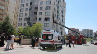 Kayseri’de, Ertuğrulgazi Mahallesi’nde bulunan 9 katlı bir binanın 3. katında