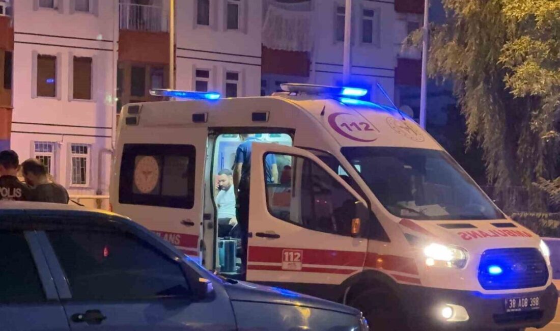 Kocasinan ilçesinde meydana gelen bıçaklı kavgada bir kişi bacağından yaralandı.