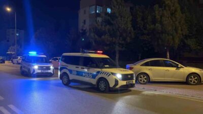 Melikgazi ilçesindeki Esenyurt Mahallesi’nde, aynı binada yaşayan iki komşu M.A.