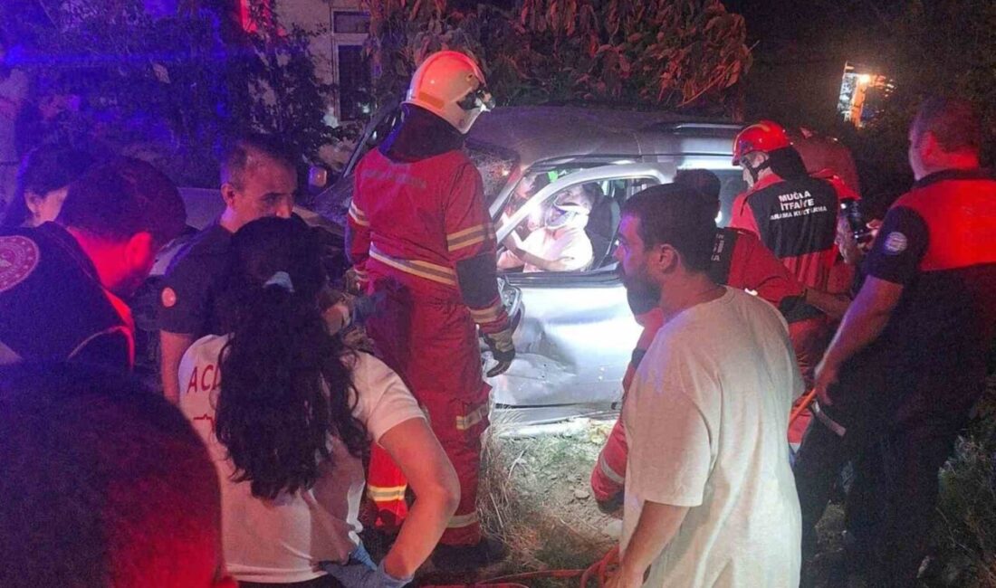 Muğla’nın Datça ilçesinde meydana gelen trafik kazasında, iki aracın karıştığı