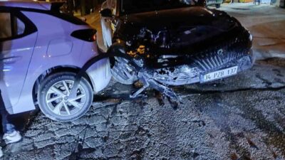 Eskişehir’de meydana gelen trafik kazasında iki aracın çarpışması sonucunda şans