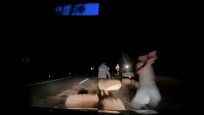 Tokat’ta meydana gelen trafik kazasında bir otomobilin bir traktöre çarpması