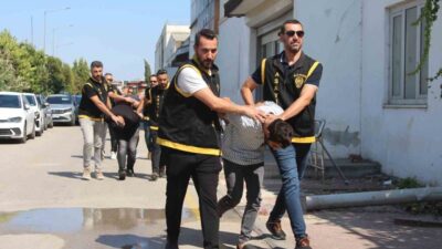 Adana’da bir kebapçıya düzenlenen silahlı saldırıda bir kişinin hayatını kaybettiği