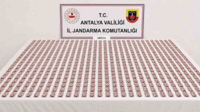 Antalya’nın Kemer ilçesinde, yaklaşık 3.500 adet uyuşturucu hap ele geçirilirken,