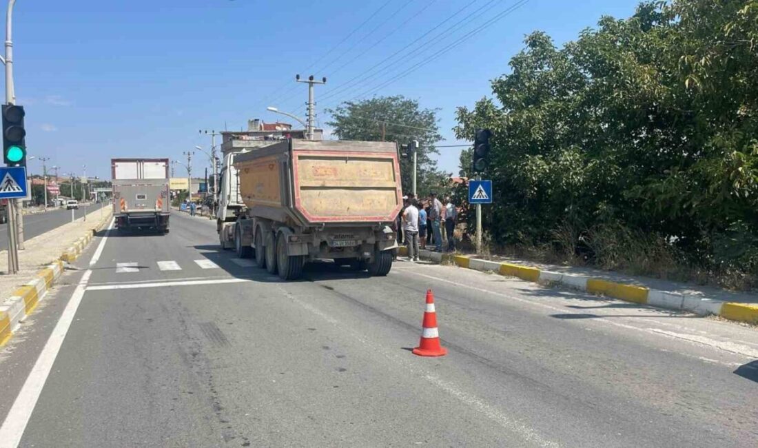 Keşan ilçesine bağlı Paşayiğit Mahallesi’nde meydana gelen trafik kazasında bir