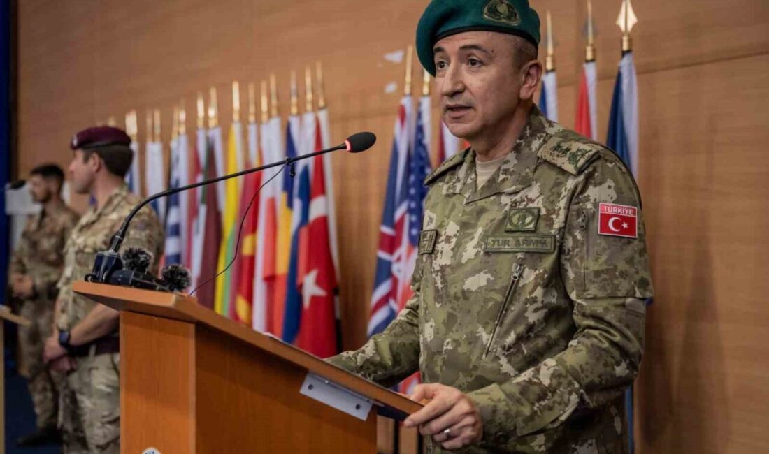 NATO’nun Kosova’daki Barış Gücü KFOR, Mitroviça kentini ikiye bölen İbre