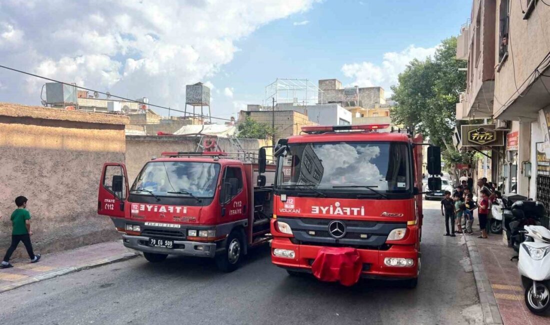 Kilis’te, Şıhlar Mahallesi’nde bulunan boş bir evde meydana gelen yangın,