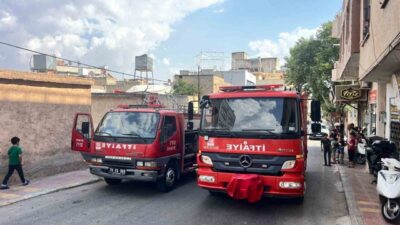 Kilis’te, Şıhlar Mahallesi’nde bulunan boş bir evde meydana gelen yangın,