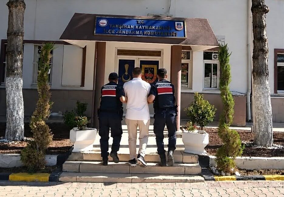 Kırıkkale’de firar eden bir hükümlü, jandarma ekipleri tarafından operasyon düzenlenerek