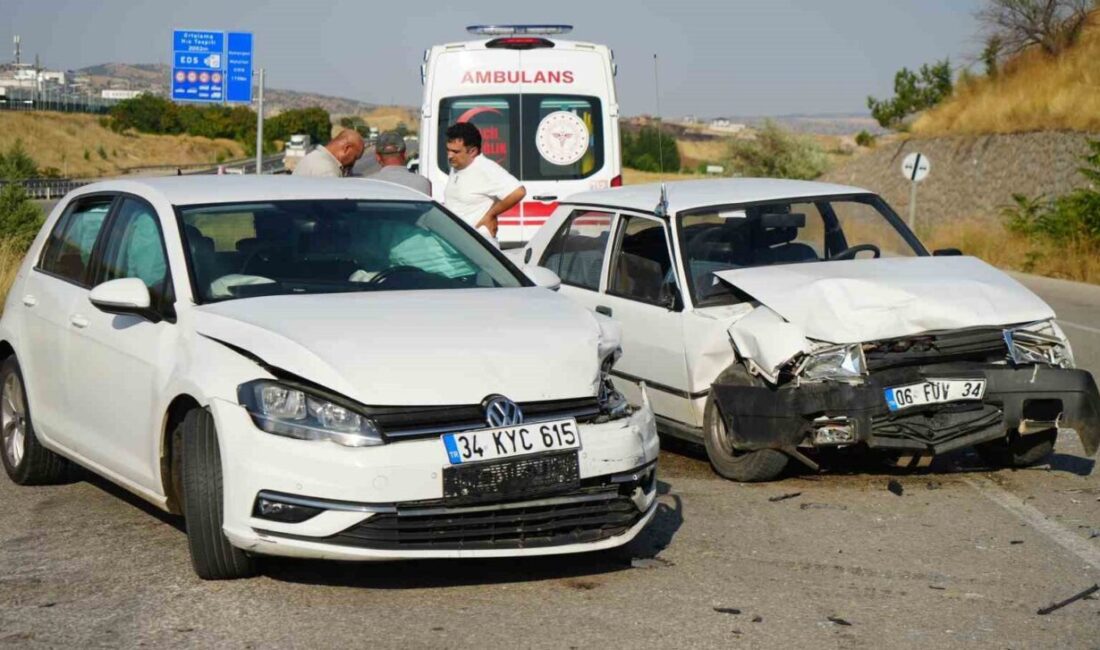 Kırıkkale’de meydana gelen trafik kazasında, iki otomobilin çarpışması sonucu 5