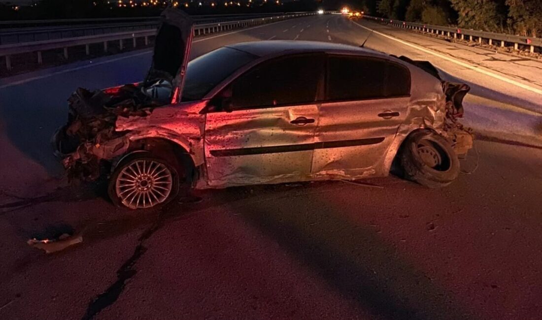 Babaeski ilçesine bağlı Hazinedar köyünde gece saatlerinde meydana gelen trafik