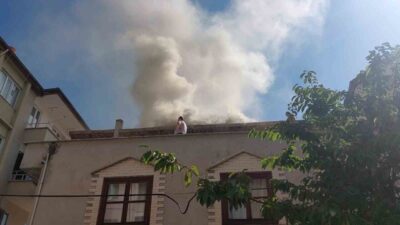Amasya’da, kışlık hazırlık yapmak amacıyla teras katında yakılan ateş, 2