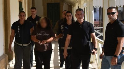 Kuzey Kıbrıs Türk Cumhuriyeti’nin Alayköy bölgesinde, 49 yaşındaki E.T., eşi
