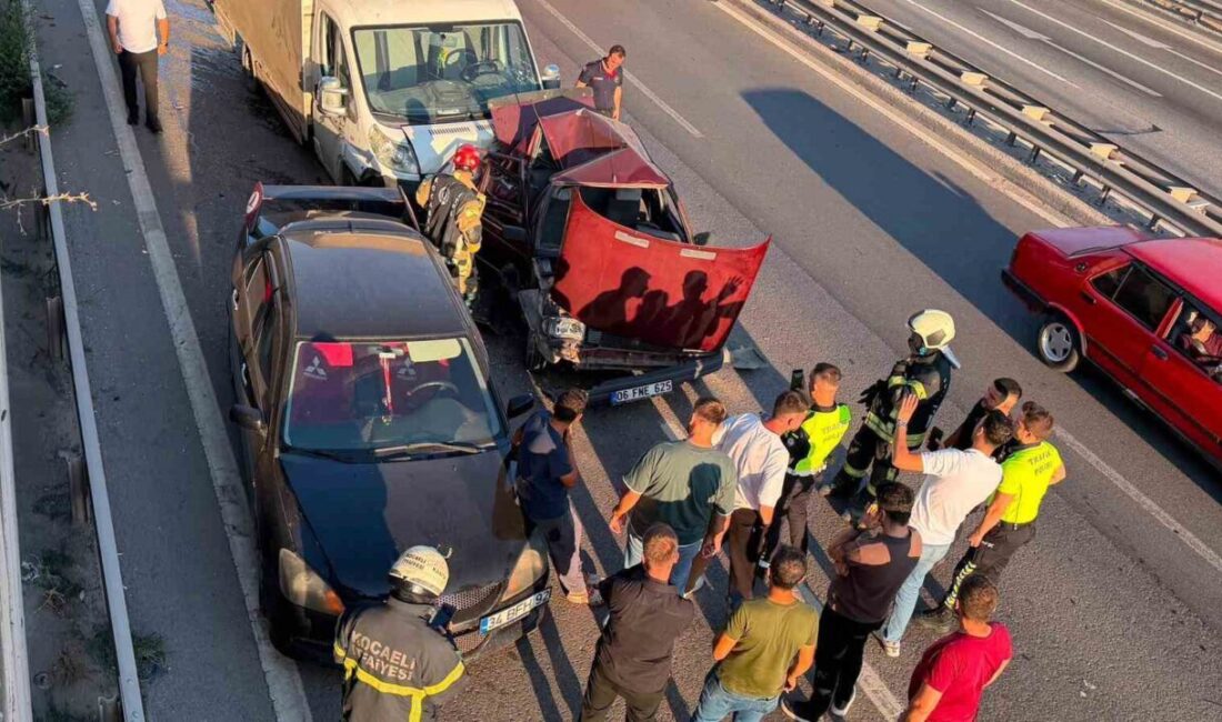 Kocaeli’nin Körfez ilçesinde meydana gelen zincirleme trafik kazasında, şans eseri