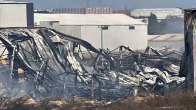 Kocaeli’nin Gebze ilçesinde faaliyet gösteren bir kimya fabrikasında meydana gelen