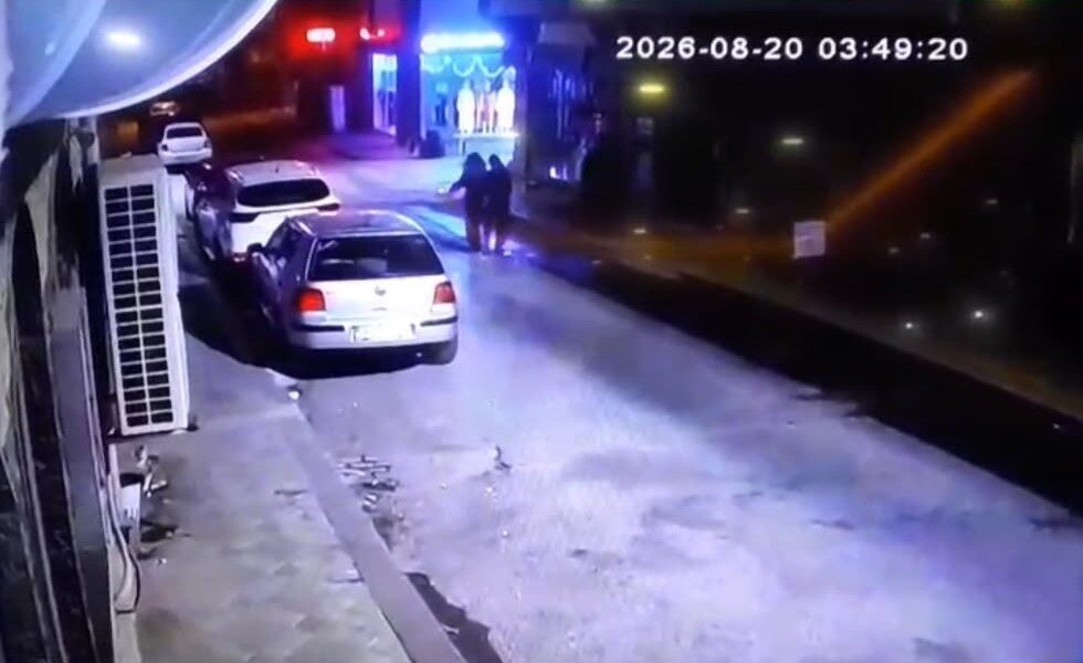 Kocaeli’nin Darıca ilçesinde sahilde hayatını kaybeden kardeşler Gülşah, Muhammed Ali