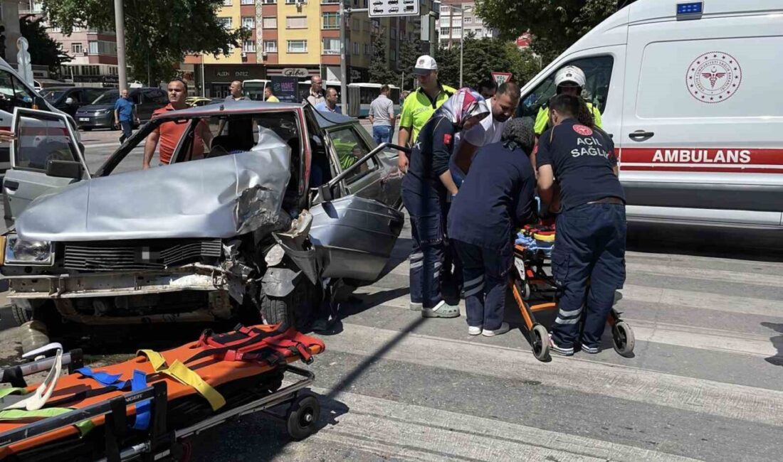 Konya’da meydana gelen trafik kazasında, bir otomobil kontrolden çıktıktan sonra