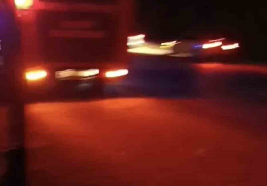 Bursa’nın Orhaneli ilçesinde bir sürücünün direksiyon hakimiyetini kaybetmesi sonucu otomobil