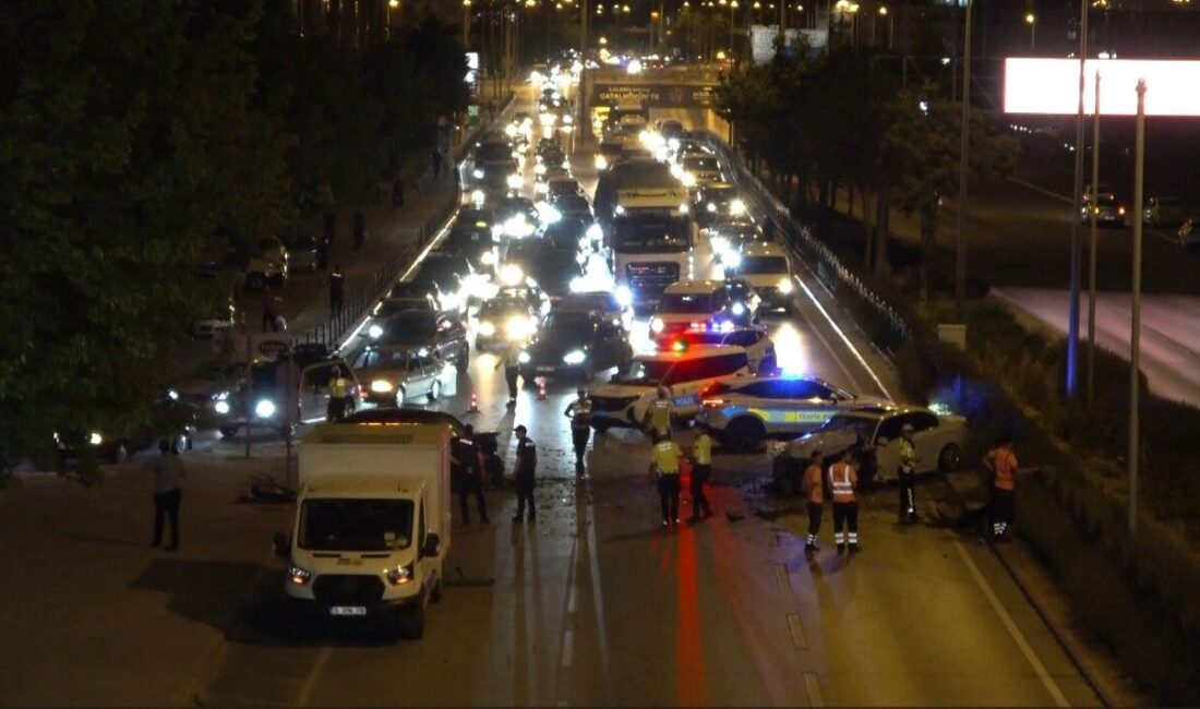 Konya’da meydana gelen bir trafik kazasında, iki otomobil çarpıştı ve