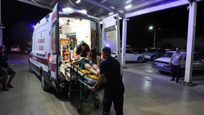 Adana’nın Kozan ilçesinde meydana gelen trafik kazasında, otobüs, hafif ticari