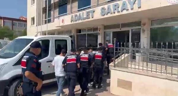Antalya’nın Kumluca ilçesinde, suç işlemek amacıyla örgüt kurma, yağma ve
