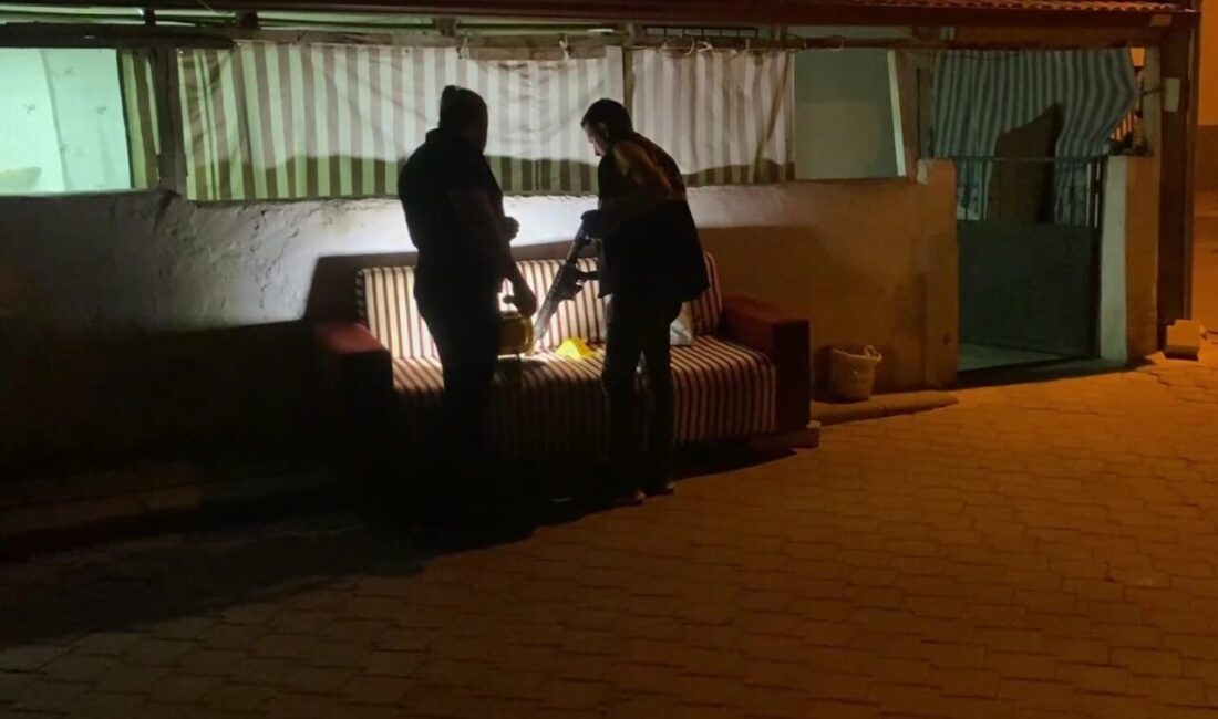Denizli’nin Pamukkale ilçesinde, aile içi bir anlaşmazlık sonucunda bir evin