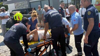 Kuşadası ilçesinde meydana gelen trafik kazasında, iki araç çarpıştı. Çarpışmanın