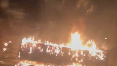 İstanbul’da gece saatlerinde seyir halindeki bir tırın dorsesinde bulunan saman