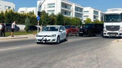 Eskişehir’de lüks bir cip ile bir otomobilin çarpışması sonucu meydana