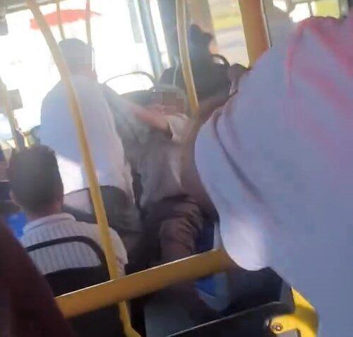 2 yaşlı yolcunun Malatya’daki bir halk otobüsünde ücretsiz ulaşım kartı